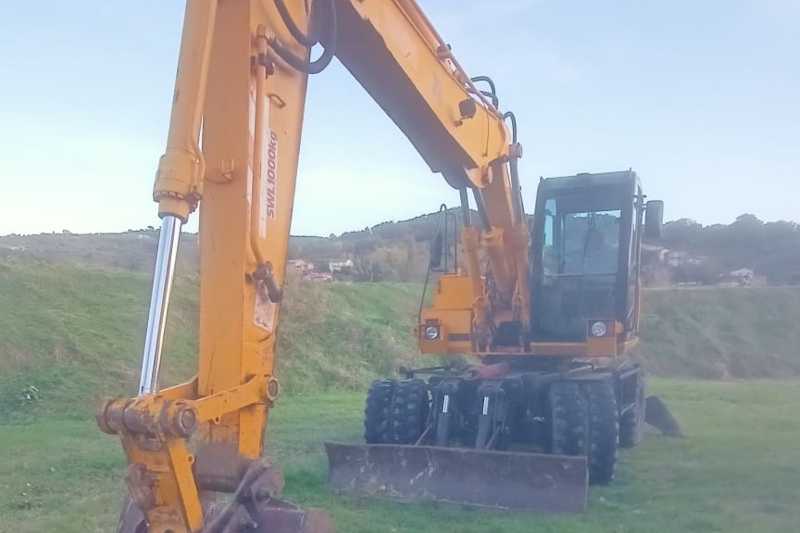 OmecoHub - Immagine JCB JS130W